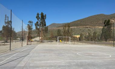 HERMOSA CASA EN PARCELA