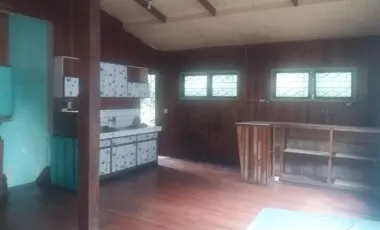 Corner House 5 bedrooms in QM Baguio City for sale or rent