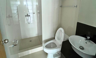 Rent to Own Studio Unit FOR SALE in Greenbelt Madison Salcedo Legazpi Village Makati
