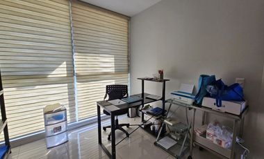 Residencia con Terminados de Lujo y Amplios Espacios Coto 