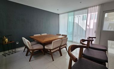 Residencia con Terminados de Lujo y Amplios Espacios Coto 