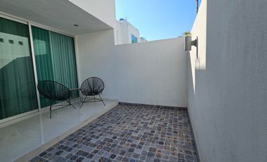 Residencia con Terminados de Lujo y Amplios Espacios Coto 