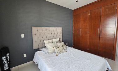 Residencia con Terminados de Lujo y Amplios Espacios Coto 