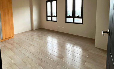 Rent to Own 1 Bedroom Condo FOR SALE in 81 Newport Blvd Newport City Pasay across NAIA Terminal 3