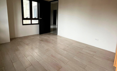 Rent to Own 1 Bedroom Condo FOR SALE in 81 Newport Blvd Newport City Pasay across NAIA Terminal 3