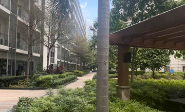 Rent to Own 1 Bedroom Condo FOR SALE in 81 Newport Blvd Newport City Pasay across NAIA Terminal 3