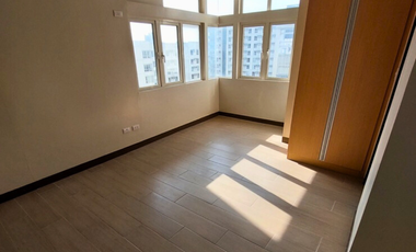 Studio Unit FOR SALE in San Antonio Residence Makati City near Cash and Carry