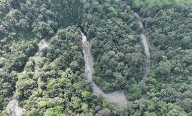 Venta de Hectareas al asfalto con Agua, Luz y Seguridad, cerca de Quito Ecuador