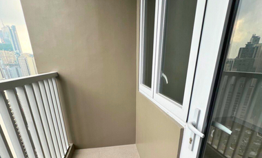 2 Bedroom PENTHOUSE FOR SALE in The Ellis LP Leviste near Makati Sports Club