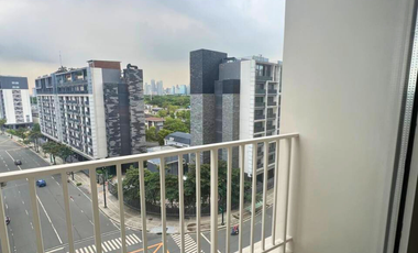 Rent to Own 2 Bedroom Condo FOR SALE in Park McKinley West near Forbes Park