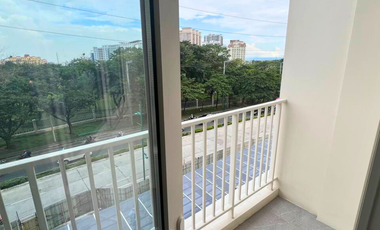 Rent to Own 1 Bedroom Condo FOR SALE in Park McKinley West BGC near Manila Polo Club