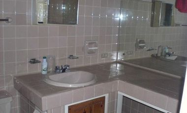 175 sqm Log Cabin House for Rent in Camp 7, Baguio City