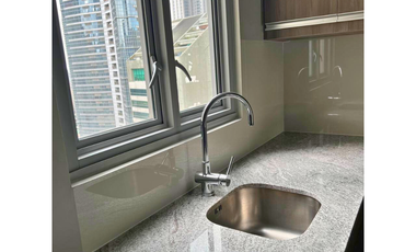 1 Bedroom PENTHOUSE FOR SALE in The Ellis near Makati Sports Club LP Leviste Makati City
