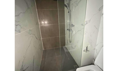 1 Bedroom PENTHOUSE FOR SALE in The Ellis near Makati Sports Club LP Leviste Makati City