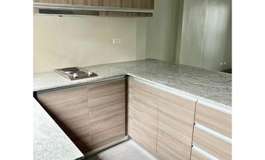 1 Bedroom PENTHOUSE FOR SALE in The Ellis near Makati Sports Club LP Leviste Makati City