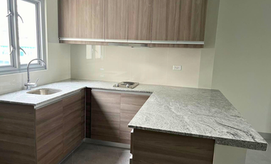 1 Bedroom PENTHOUSE FOR SALE in The Ellis near Makati Sports Club LP Leviste Makati City