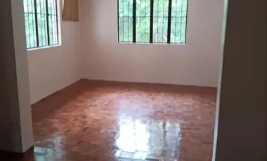 House and Lot For Sale at Sta. Rosa, Laguna