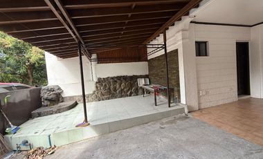 House and Lot For Sale at Sta. Rosa, Laguna