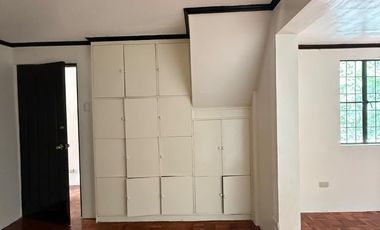 House and Lot For Sale at Sta. Rosa, Laguna