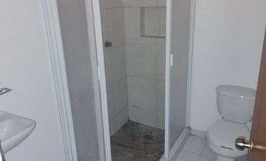CASA EN RENTA CON 5 RECAMARAS EN SAN JUAN DEL RIO PARA EMPRESAS