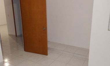 CASA EN RENTA CON 5 RECAMARAS EN SAN JUAN DEL RIO PARA EMPRESAS