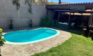 VENDE HERMOSA CASA EN TIERRA VIVA EN COPIAPÓ