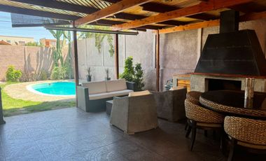 VENDE HERMOSA CASA EN TIERRA VIVA EN COPIAPÓ