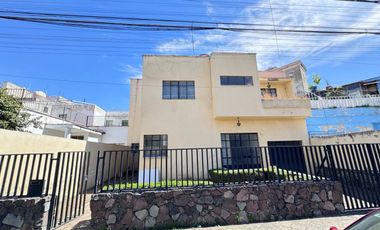 CASA EN VENTA EN VALLARTA PONIENTE