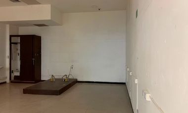 48197 Local en arriendo en el sector San DIego, Poblado, Medellin