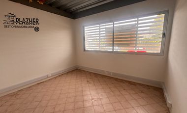 ARRIENDO LOCAL amplio en dos plantas Huanhuali esquina Avda Estadio