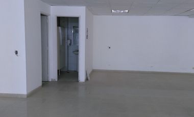 Excelente oficinas para arriendo en Santa Barbara