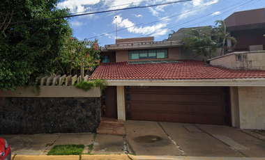 HERMOSA CASA EN VENTA DE REMATE CON ALBERCA EN COATZACOALCOS, VER