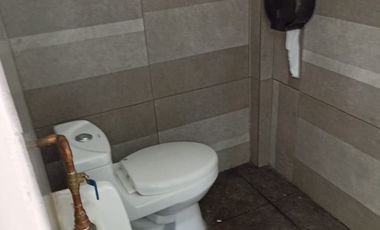 Salón de Fiestas en Venta con Local Comercial Independiente