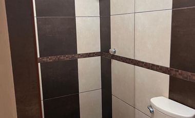 Alquiler Local Comercial + Departamentos en Edificio de 4 Pisos Yerbateros