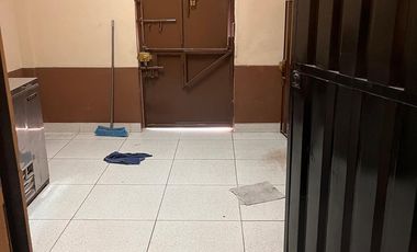 Venta Local Comercial + Departamentos en Edificio de 4 Pisos