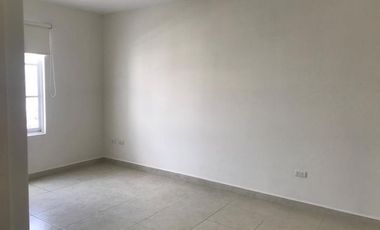 HERMOSA CASA EN CANCUN, UBICADA EN UNA ZONA TRANQUILA