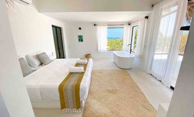 Se Vende Casa de Lujo con Vista Panorámica al Mar en La Punta Zicatela