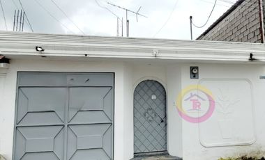VENDO CASA CDLA. LAS ORQUIDEAS NORTE DE GUAYAQUIL
