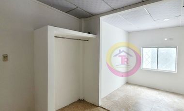 VENDO CASA CDLA. LAS ORQUIDEAS NORTE DE GUAYAQUIL
