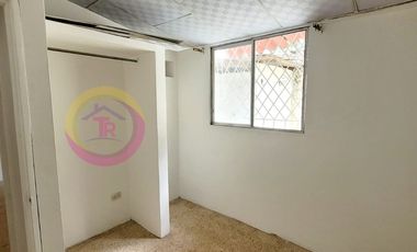 VENDO CASA CDLA. LAS ORQUIDEAS NORTE DE GUAYAQUIL
