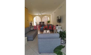 Venta De Casa En Residencial Los Paltos De San Antonio De Carapongo Lurigancho