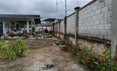 SE VENDE HERMOSA CASA 251 M2. DE CONST. NUEVO QUININDÉ – QUININDÉ – ESMERALDAS - ECUADOR