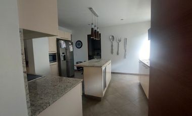 Isla Mocolí, Rento Hermosa Casa Amoblada con Jacuzzi