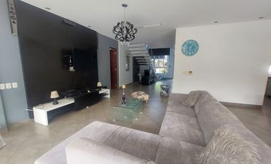 Isla Mocolí, Rento Hermosa Casa Amoblada con Jacuzzi