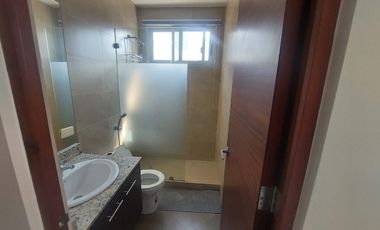 Isla Mocolí, Rento Hermosa Casa Amoblada con Jacuzzi