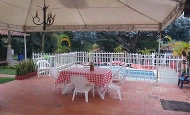 SE VENDE PARCELA EN LA MESA DE LOS SANTOS