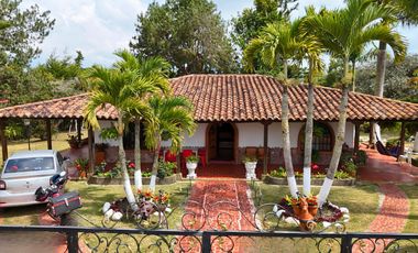 SE VENDE PARCELA EN LA MESA DE LOS SANTOS