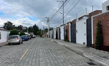 Casa nueva en venta, ubicada en exclusivo conjunto habitacional de San Pedro de Chiche