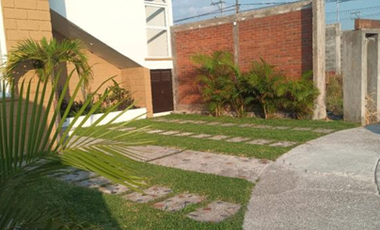 HERMOSA CASA EN VENTA, RESIDENCIAL TEHUCIL,  ATLATLAHUACAN MORELOS.