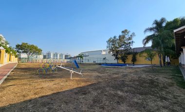 ZONA ANGEL LEAÑO COTO LOS ROBLES LOTE EN VENTA CON MUCHA PRIVACIDAD
